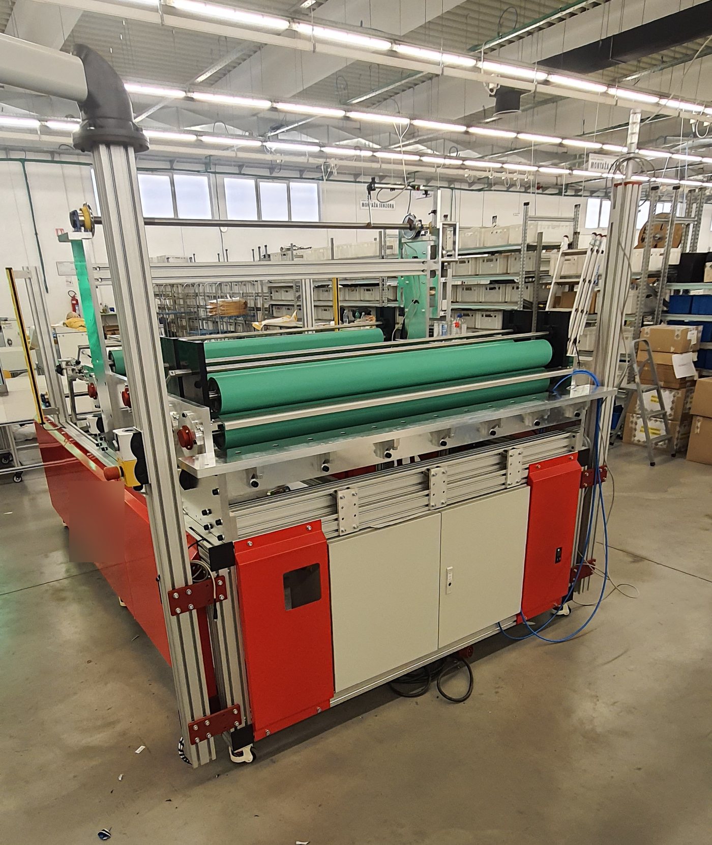 Fabric ironing machine